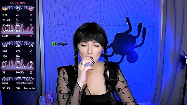 luna berryy online show from October 24, 7:46 pm