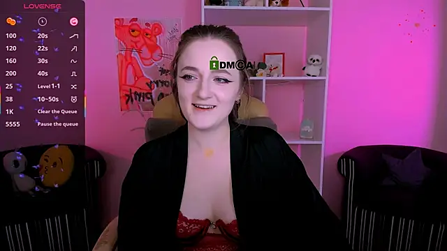 luna berryy online show from September 26, 7:54 pm