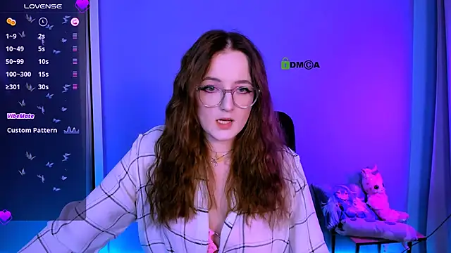 luna berryy online show from November 18, 8:56 pm