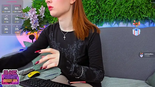 AprilAvery online show from November 23, 4:17 pm