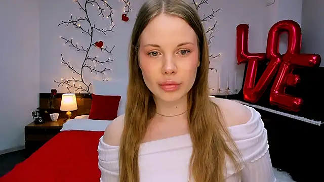 Snapshot of holy_kitty chatting on February 20, 6:17 am holy kitty online show from February 20, 6:17 am