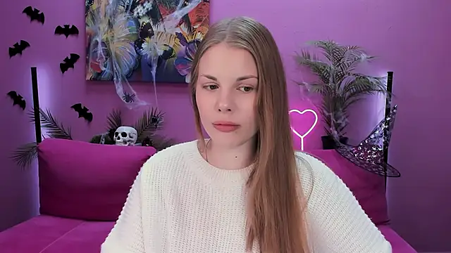 holy kitty online show from November 2, 8:14 pm