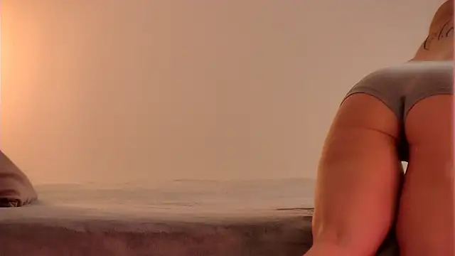 JennyPortman online show from January 19, 2:15 am