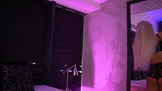 Candy Ivy online show from December 4, 6:29 pm