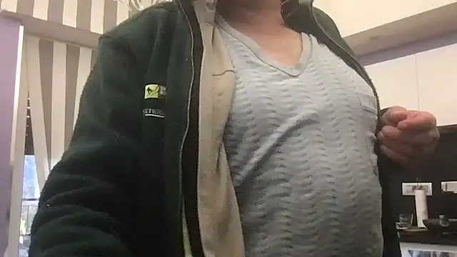 pantomax online show from December 3, 1:43 pm