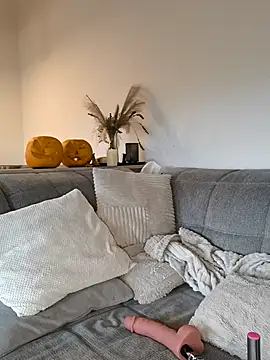 Secret couple  online show from November 3, 7:02 am