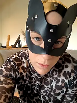 Secret couple  online show from November 9, 11:03 am