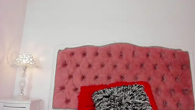 Snapshot of amberlitle chatting on September 11, 12:16 pm amberlitle online show from September 11, 12:16 pm