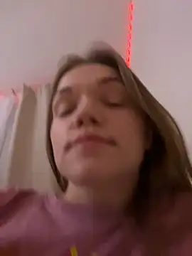 KitteCat online show from October 28, 3:22 pm