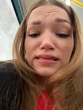 KitteCat online show from November 3, 7:57 am