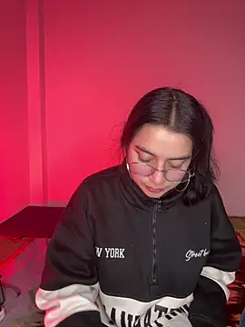 Cassie-millers online show from February 5, 5:09 pm