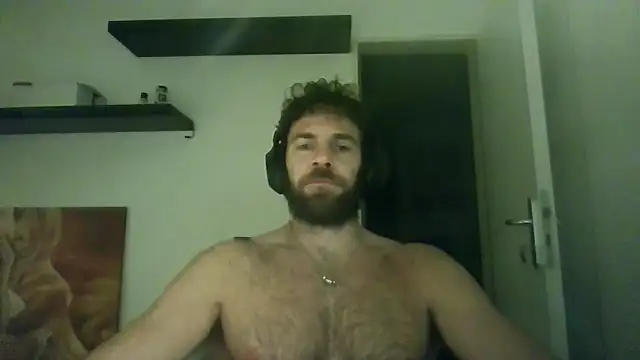 Snapshot of alpha-hunk chatting on November 2, 9:42 pm alpha-hunk online show from November 2, 9:42 pm