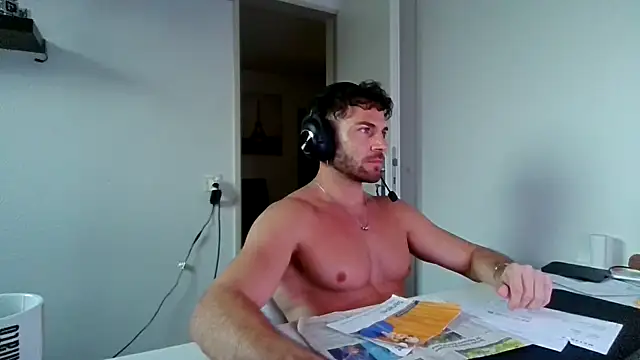 alpha-hunk online show from March 6, 4:57 pm