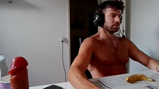 alpha-hunk online show from May 16, 8:13 am