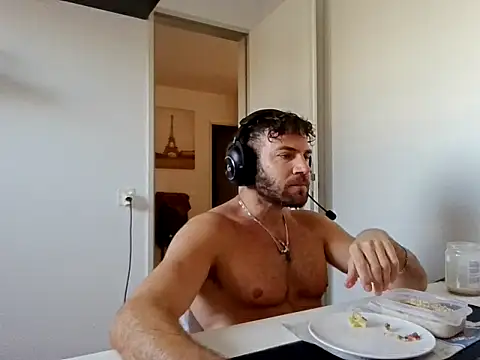 alpha-hunk online show from March 24, 3:34 pm