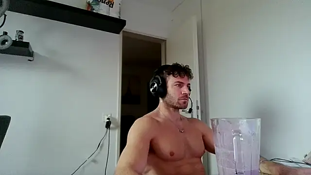 alpha-hunk online show from December 15, 11:16 am