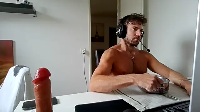 alpha-hunk online show from May 15, 10:02 am