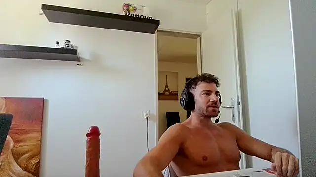 alpha-hunk online show from May 23, 9:41 am