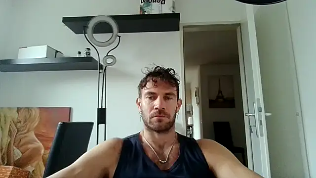 Snapshot of alpha-hunk chatting on November 21, 1:43 pm alpha-hunk online show from November 21, 1:43 pm