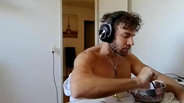 alpha-hunk online show from April 22, 10:22 am