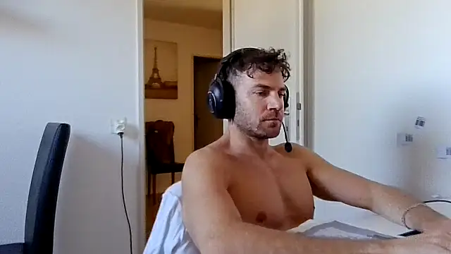 alpha-hunk online show from April 7, 11:56 am