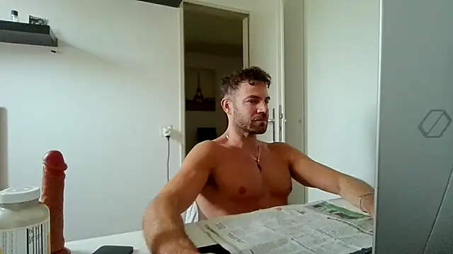 alpha-hunk online show from May 30, 9:26 am