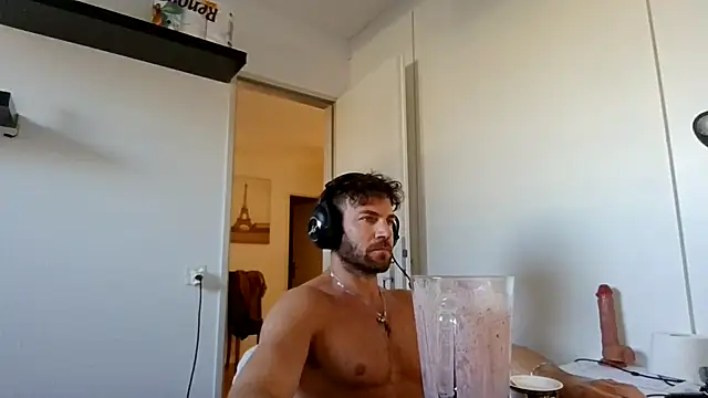 alpha-hunk online show from March 18, 2:52 pm