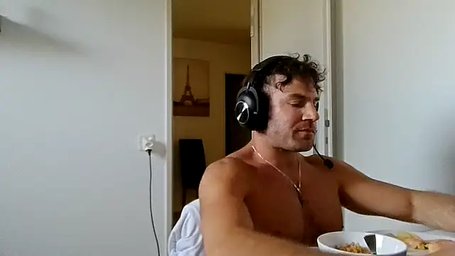 alpha-hunk online show from April 27, 2:04 pm