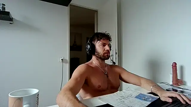 alpha-hunk online show from March 25, 12:37 pm