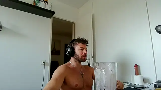 alpha-hunk online show from March 22, 9:55 am