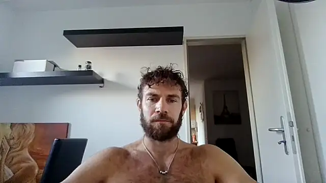 Snapshot of alpha-hunk chatting on October 28, 2:49 pm alpha-hunk online show from October 28, 2:49 pm