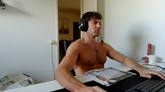 alpha-hunk online show from March 31, 1:02 pm