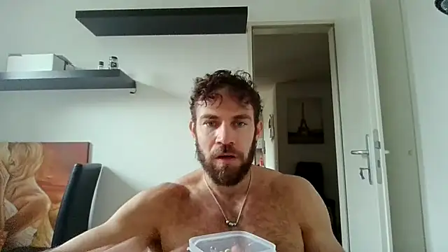 Snapshot of alpha-hunk chatting on October 20, 10:49 am alpha-hunk online show from October 20, 10:49 am