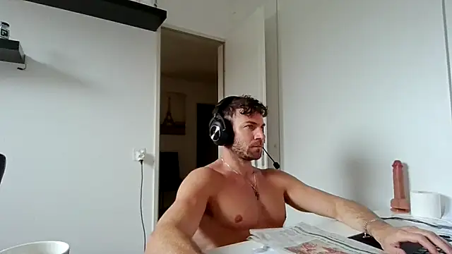 alpha-hunk online show from April 13, 11:36 am