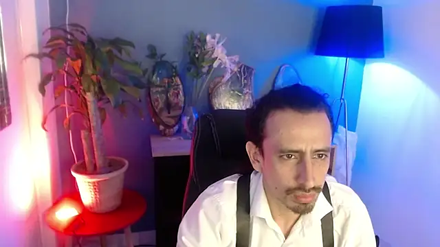 Sr Magnus  online show from March 21, 4:06 am