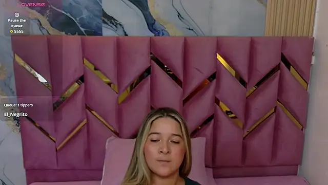 collegepawglovedaddy online show from March 14, 7:20 pm