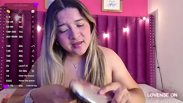 collegepawglovedaddy online show from March 5, 8:00 pm