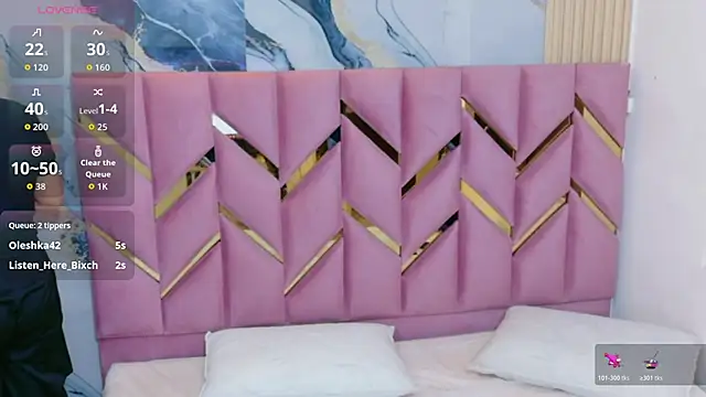 collegepawglovedaddy online show from April 1, 8:04 am