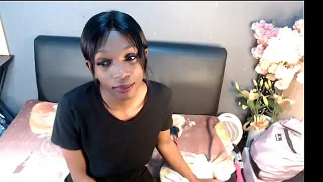 Ebonypreciousx online show from October 31, 8:44 am