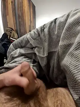 Snapshot of NiceBone000 chatting on December 23, 8:13 am NiceBone000 online show from December 23, 8:13 am