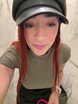 ariiel  online show from March 8, 5:05 pm