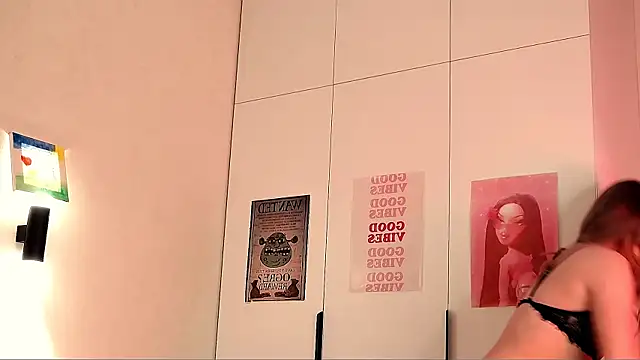 SIlviaBeyt online show from February 23, 9:37 pm