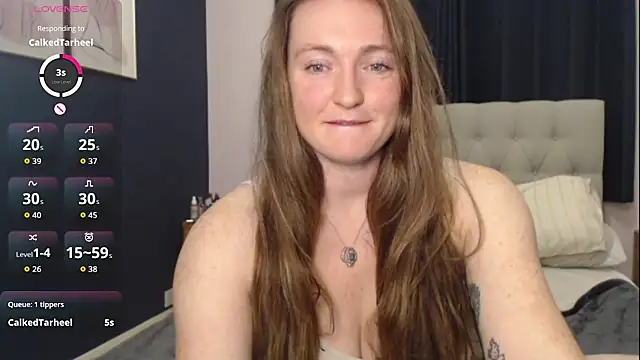 BustyBonnieUK online show from November 30, 10:43 pm