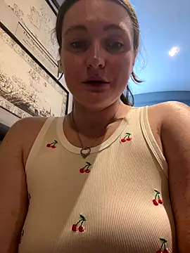 BustyBonnieUK online show from December 2, 10:39 am