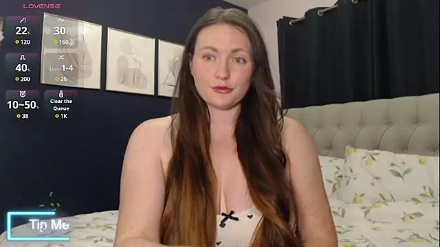Snapshot of BustyBonnieUK chatting on February 28, 9:33 pm BustyBonnieUK online show from February 28, 9:33 pm