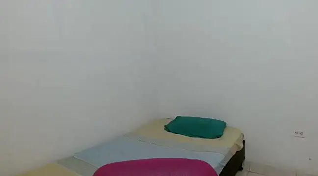 estefania224 online show from March 11, 5:13 am