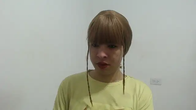 estefania224 online show from May 27, 12:09 am