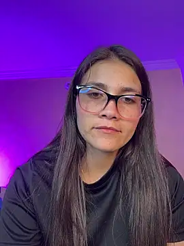 aurora divine online show from February 21, 10:56 pm