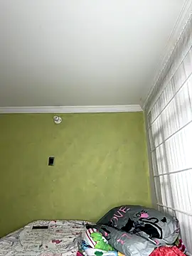 aurora divine online show from December 14, 1:17 pm