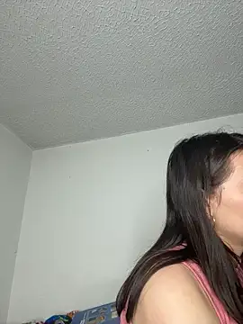 aurora divine online show from March 12, 11:09 pm